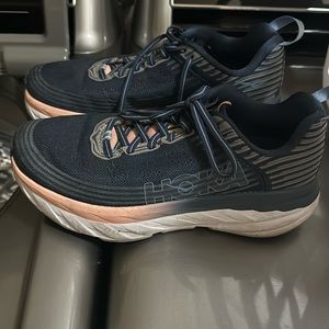 Hoka bondi's